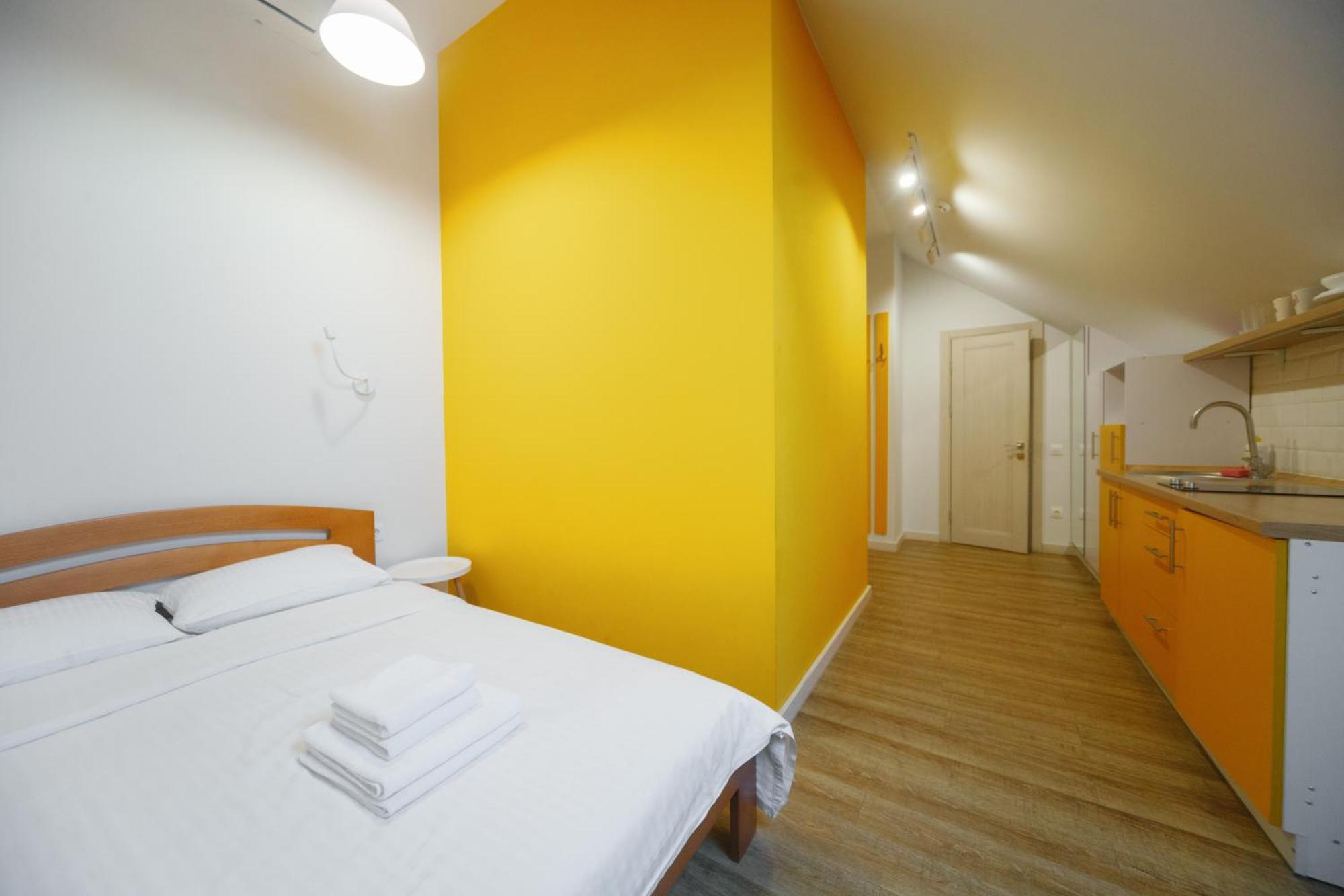 Bonapart Delux Lviv Dış mekan fotoğraf